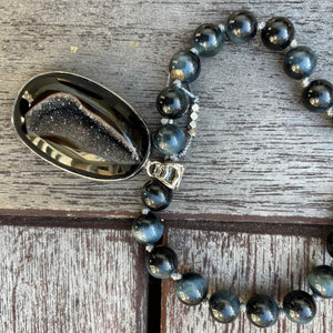 black tiger's eye crystal quartz mala necklace como to capri comotocapri onyx druzy agate